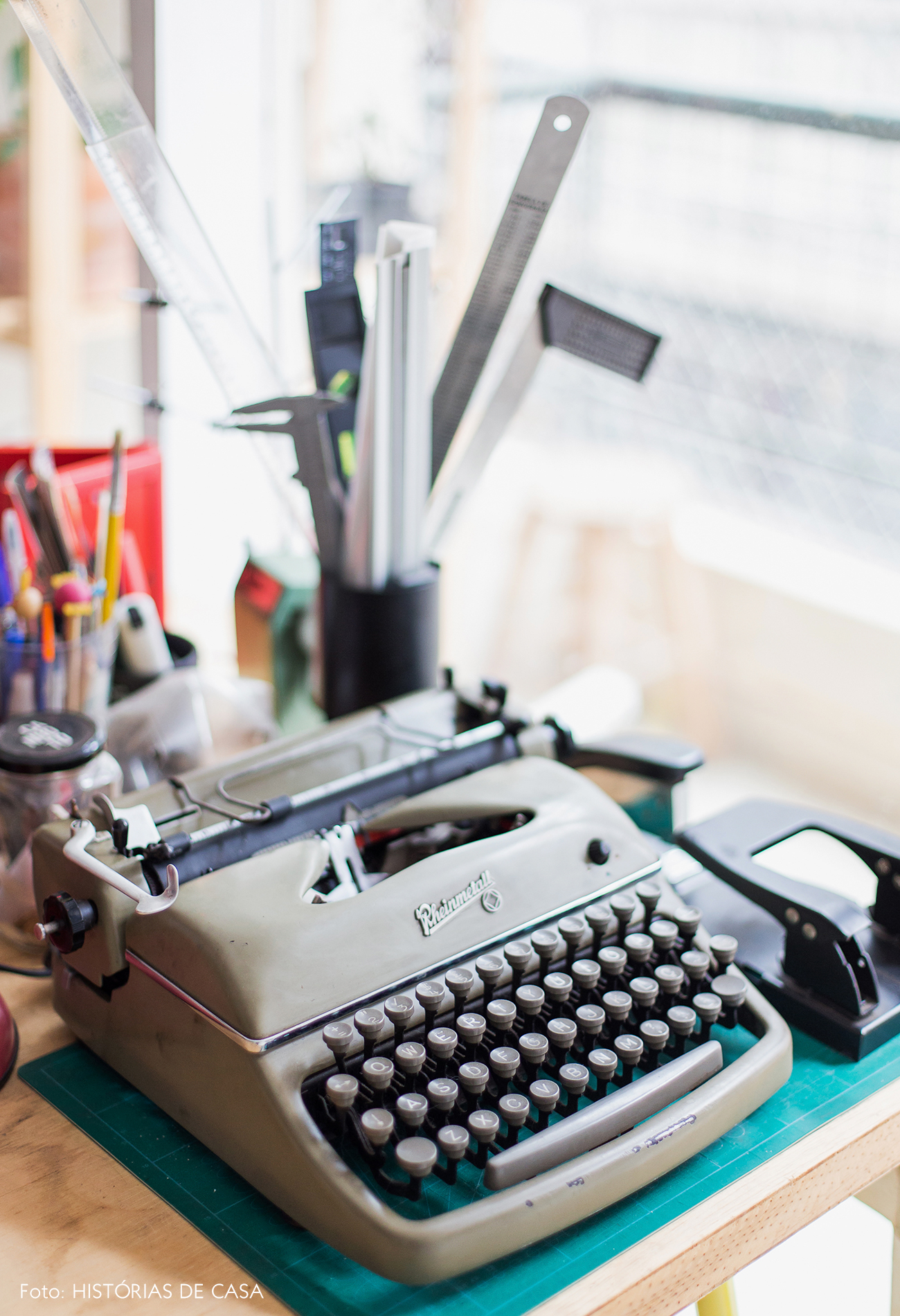 Máquina de escrever vintage na decoração