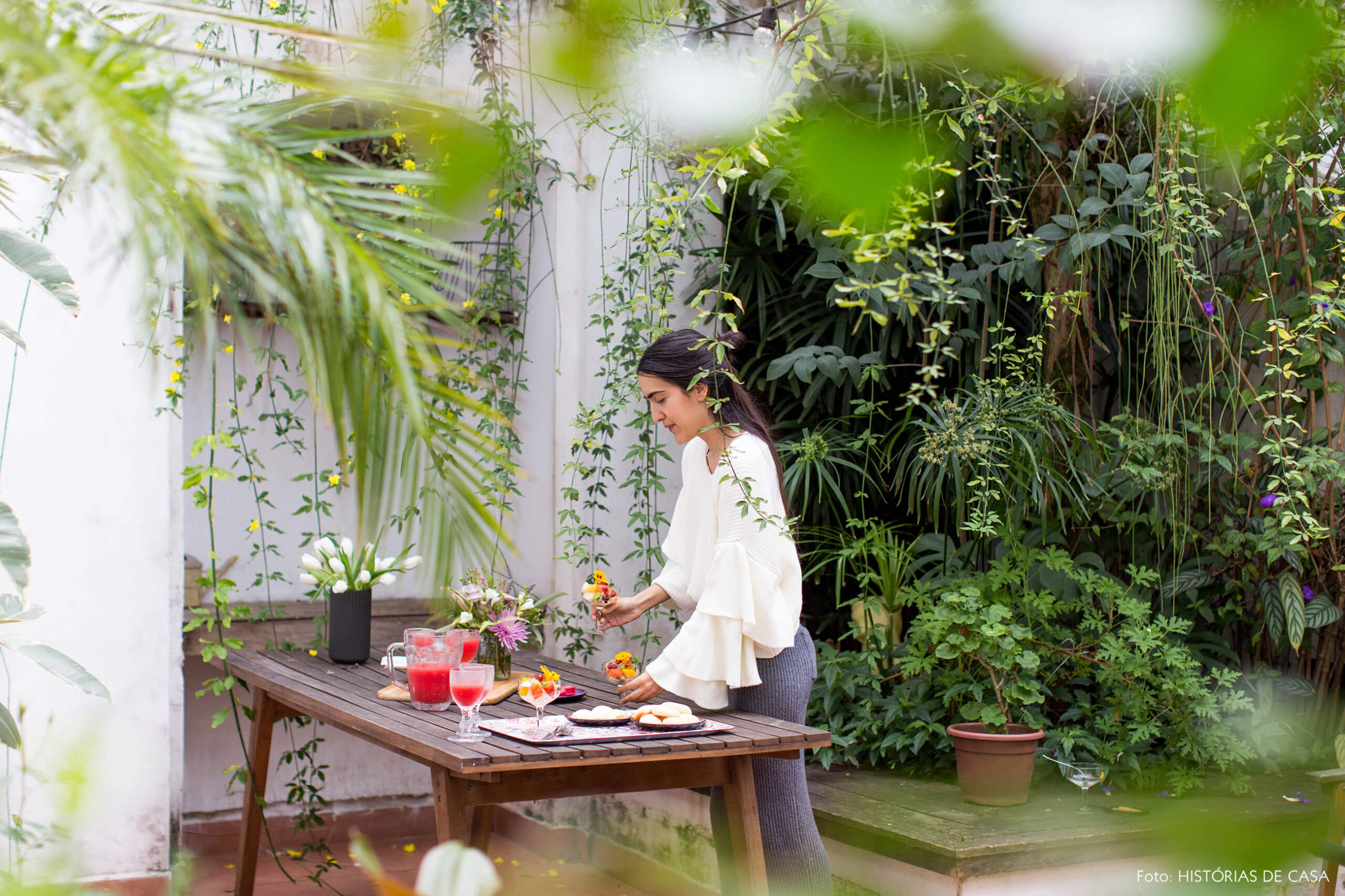 Casa do FLO Atelier Botânico com jardim dos fundos