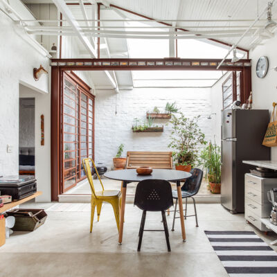 Casa com sala integrada ao terraço