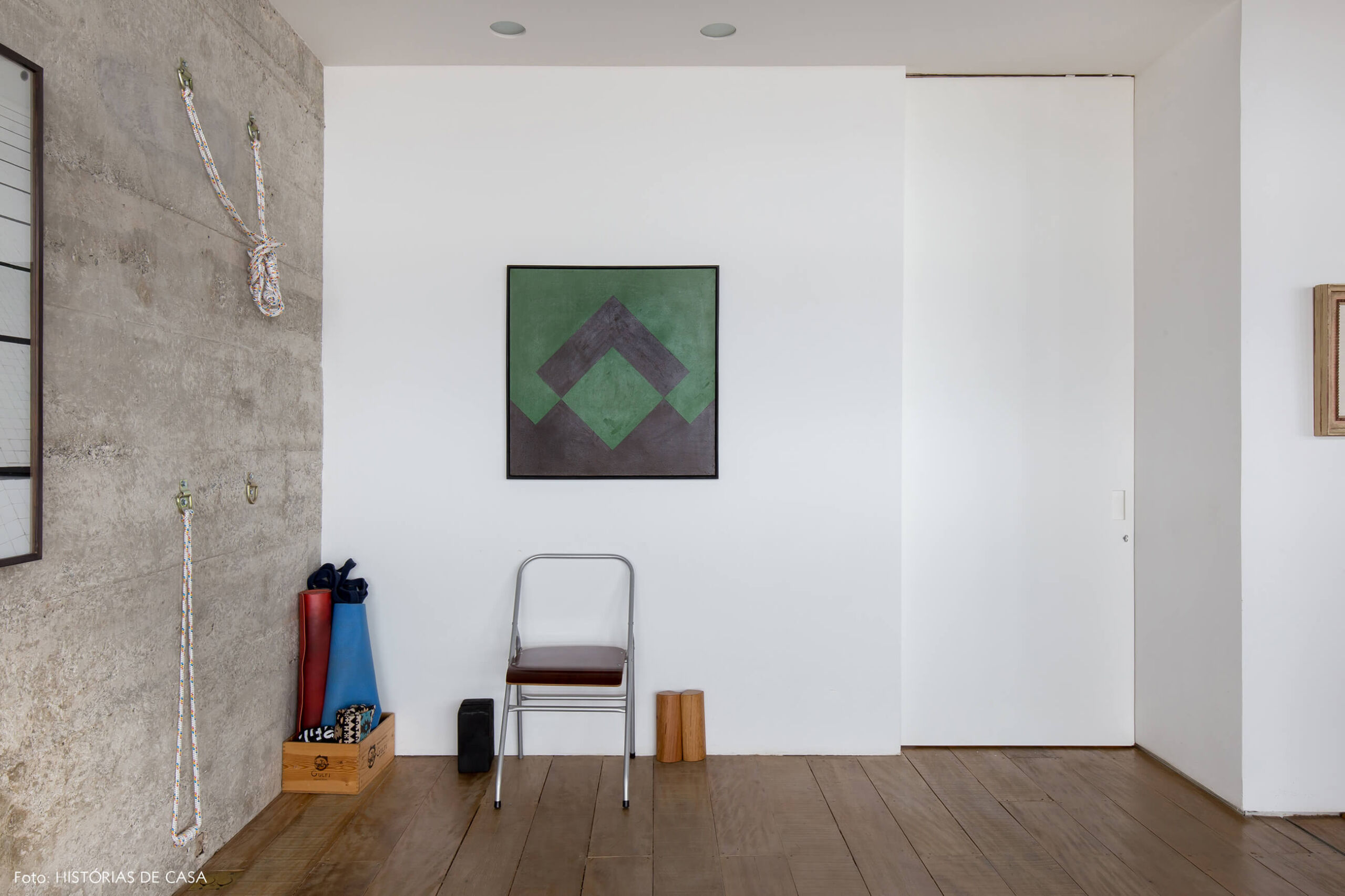 decoração copan parede concreto quadros sala yoga