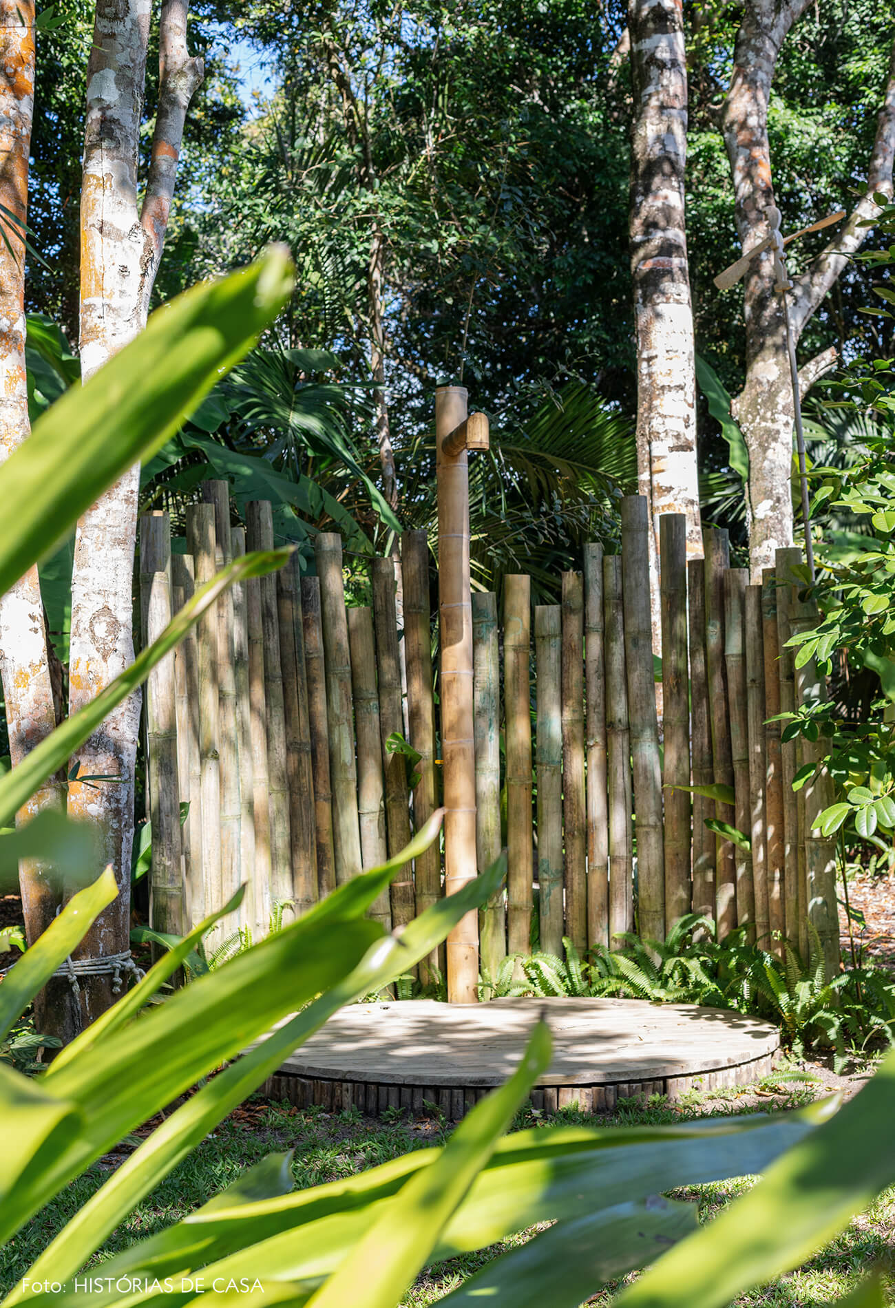trancoso-decoracao-hotel-villase7e-9-jardim-chuveiro-de-bambu