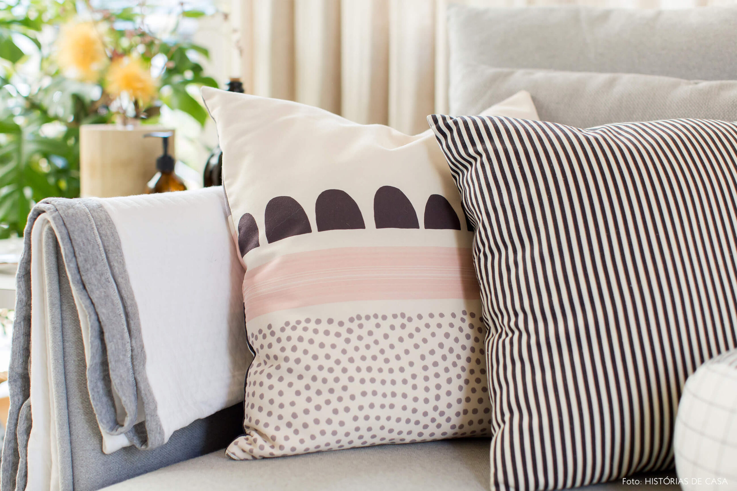 ju-cosi-decoração-almofada-estampada