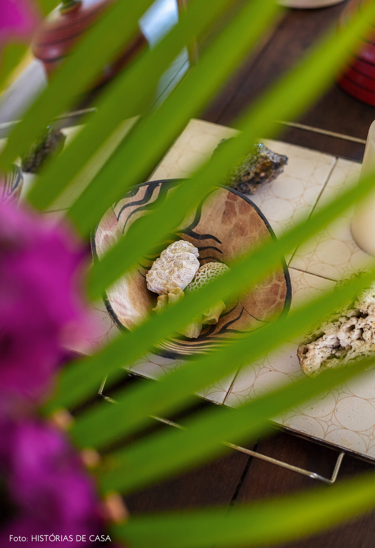 flavia-decoração-trancoso-detalhe-conchas-e-planta
