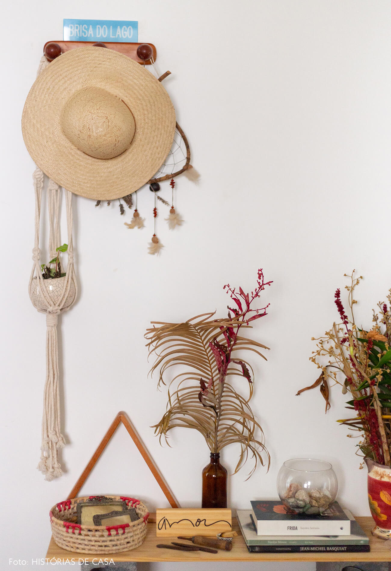 detalhes-com-chapeu-de-palha-macrame-e-plantas