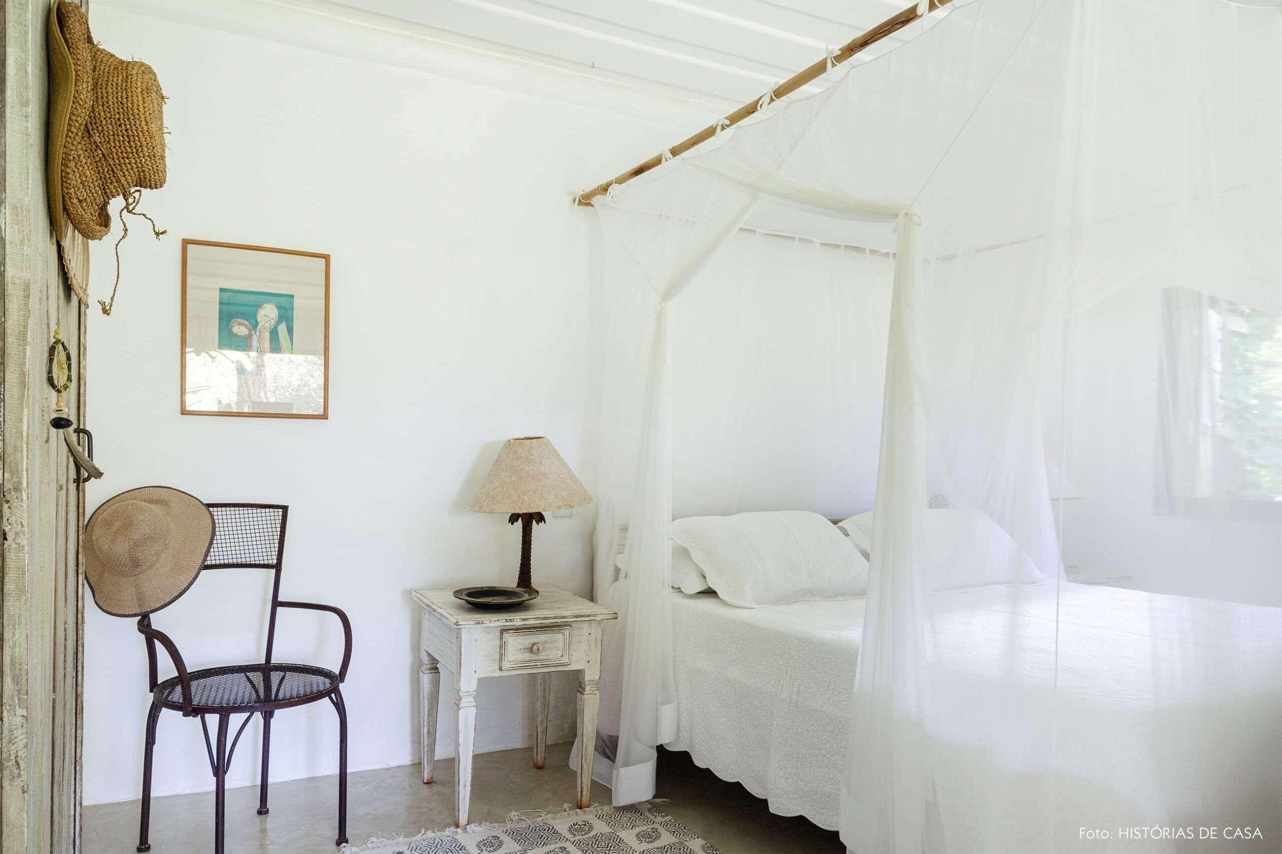 quarto-com-tenda-veu-branco