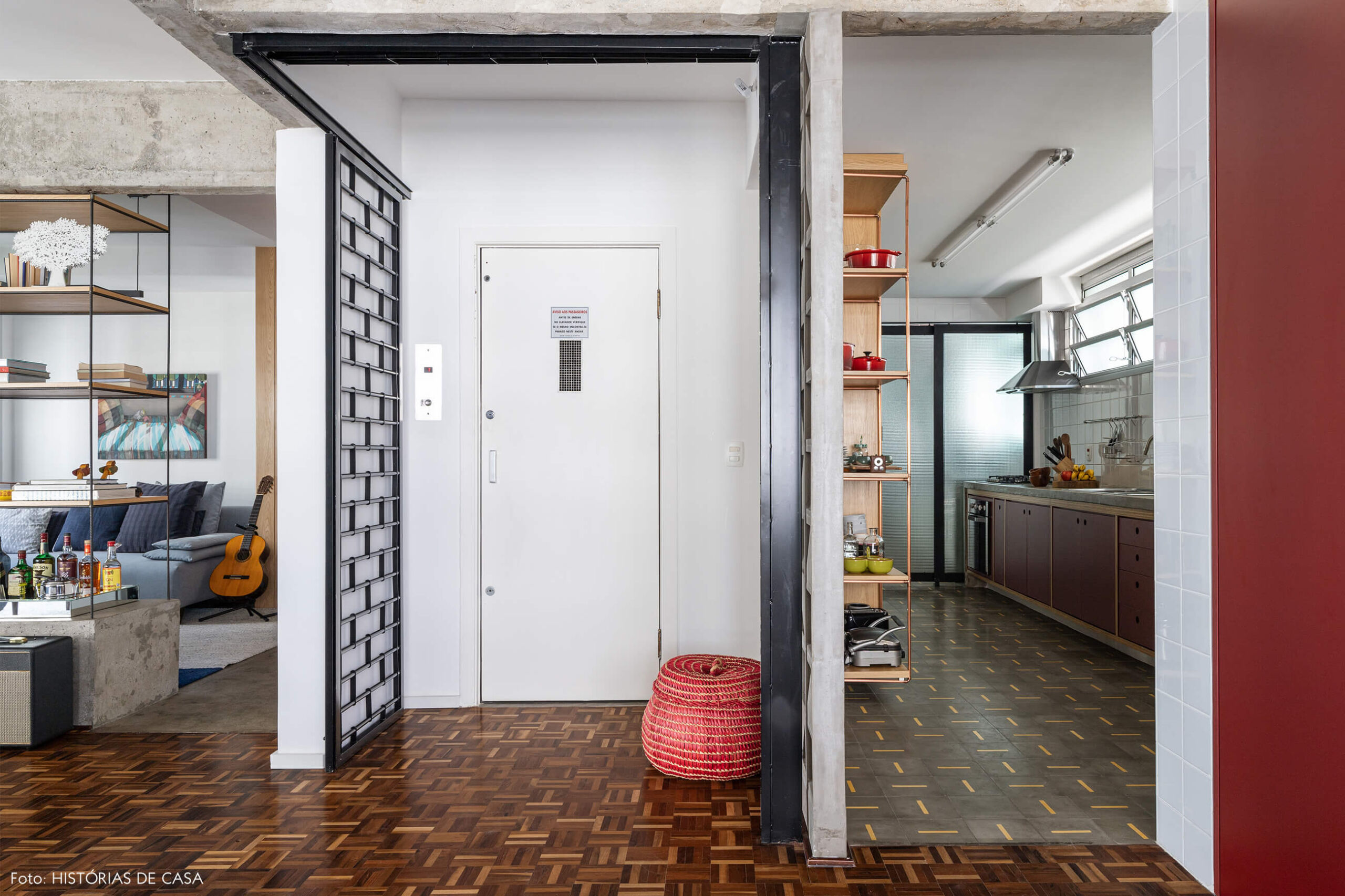 hall-entrada-com-estrutura-de-concreto