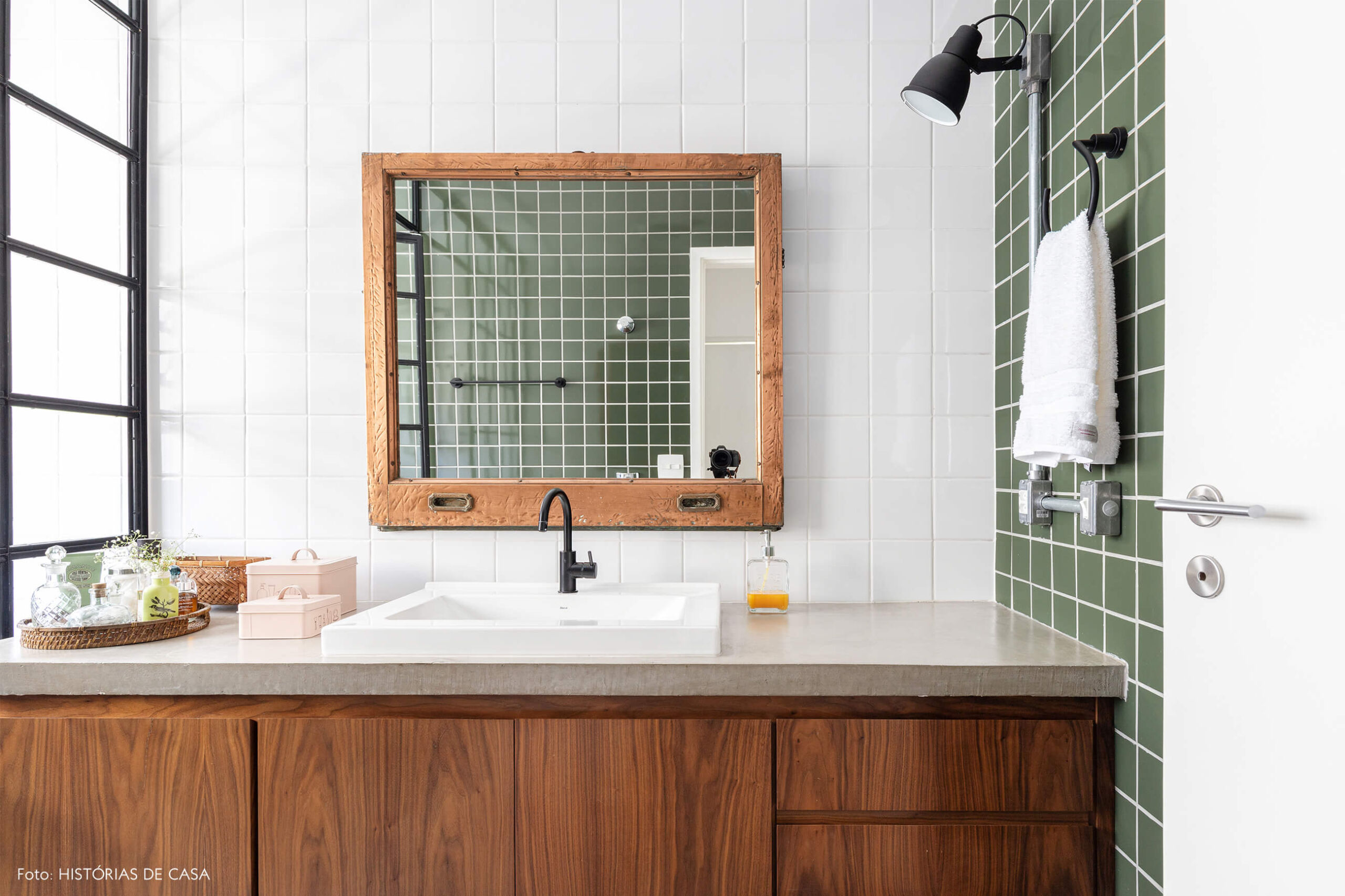 banheiro-com-azulejo-verde