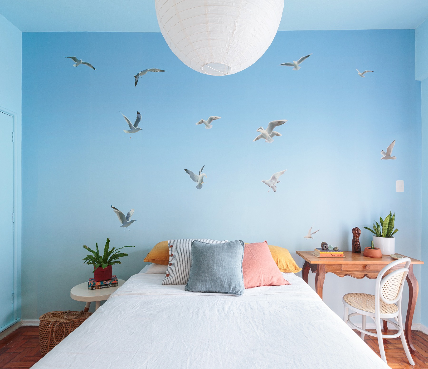 quarto-antes-e-depois-parede-azul-Yasmin