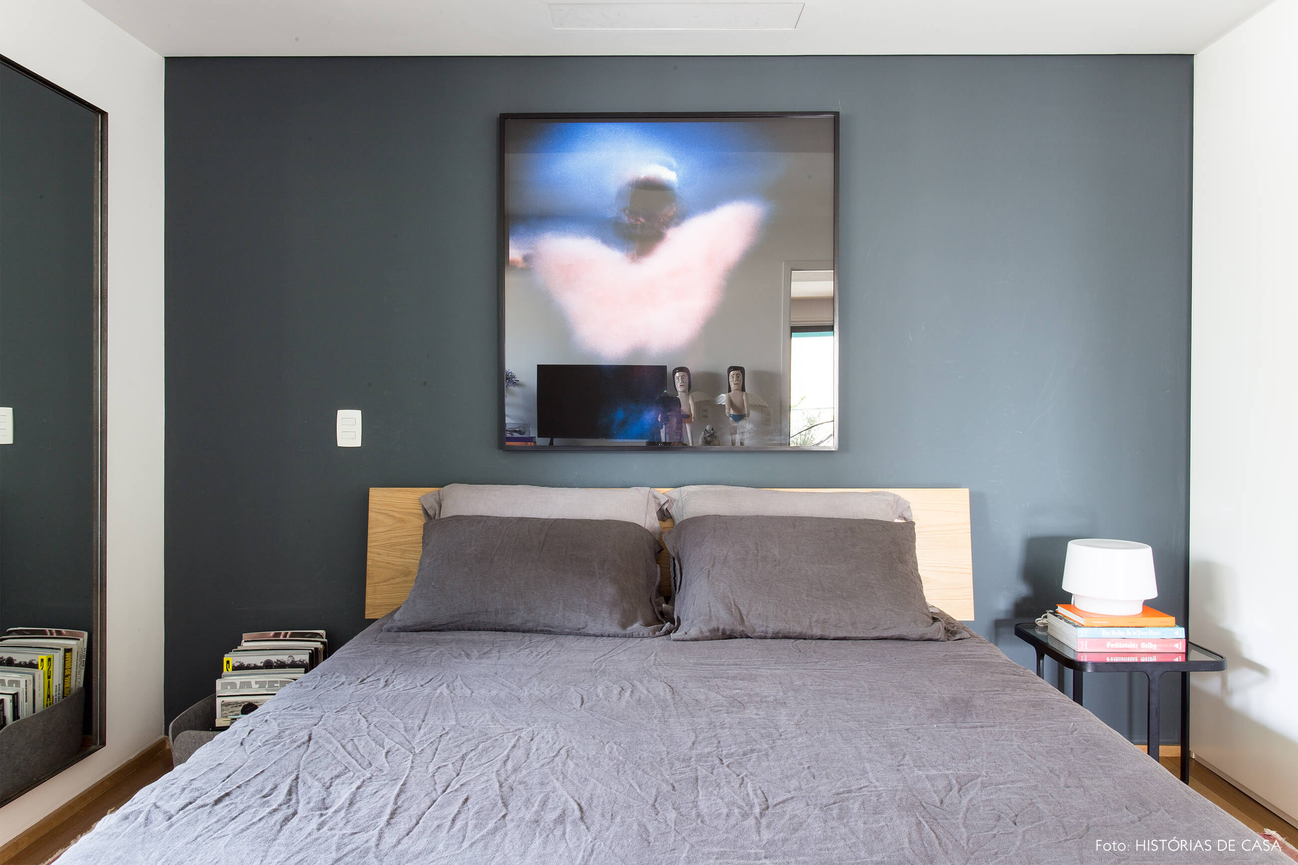 quarto-com-parede-azul-cinza