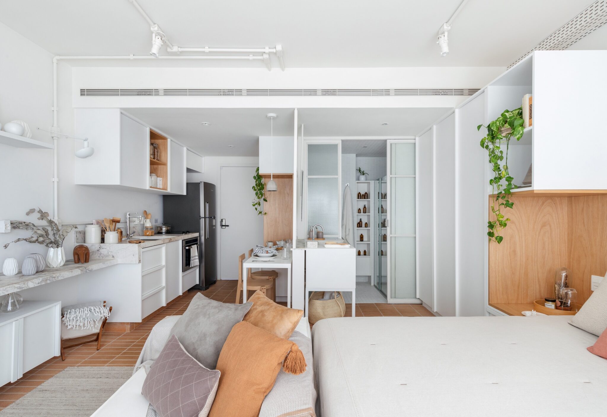 studio pequeno minimalista