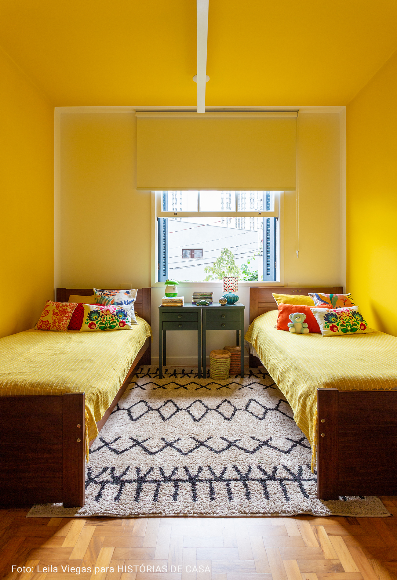 quarto infantil com tapete ético