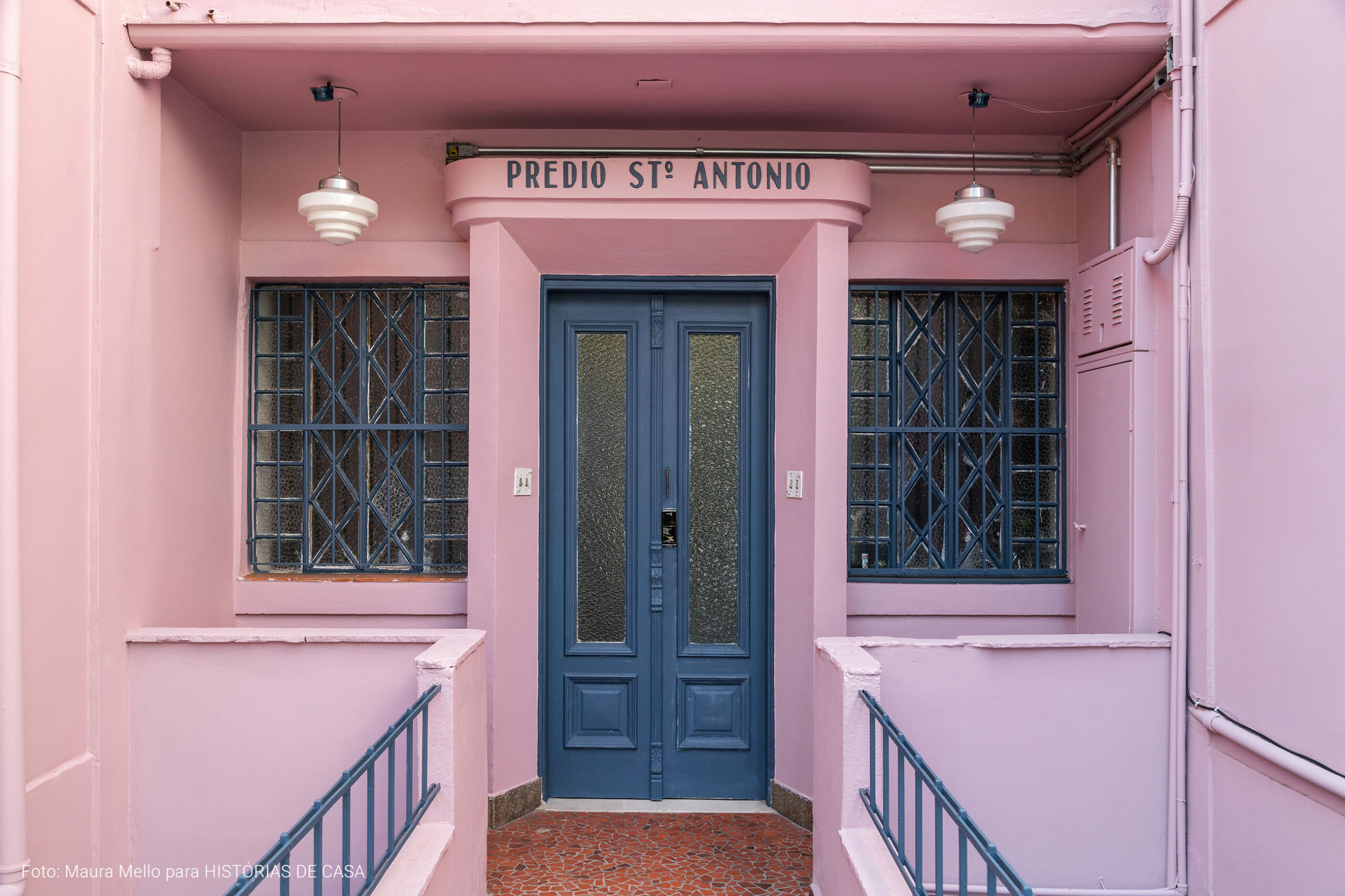 Antes e Depois pintura fachada colorida, prédio Santo Antônio Histórias de Casa