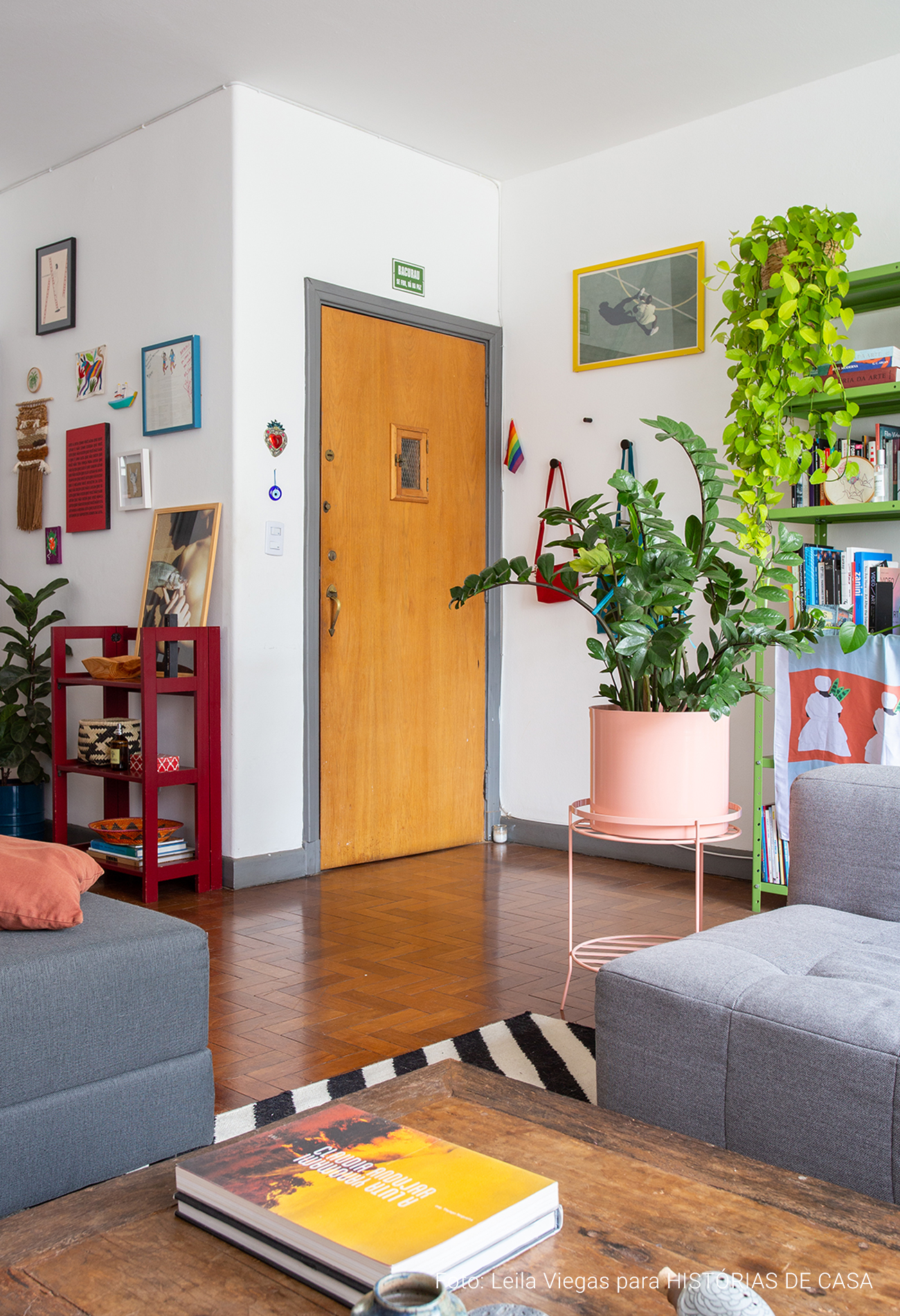 Apartamento alugado e colorido com boas ideias