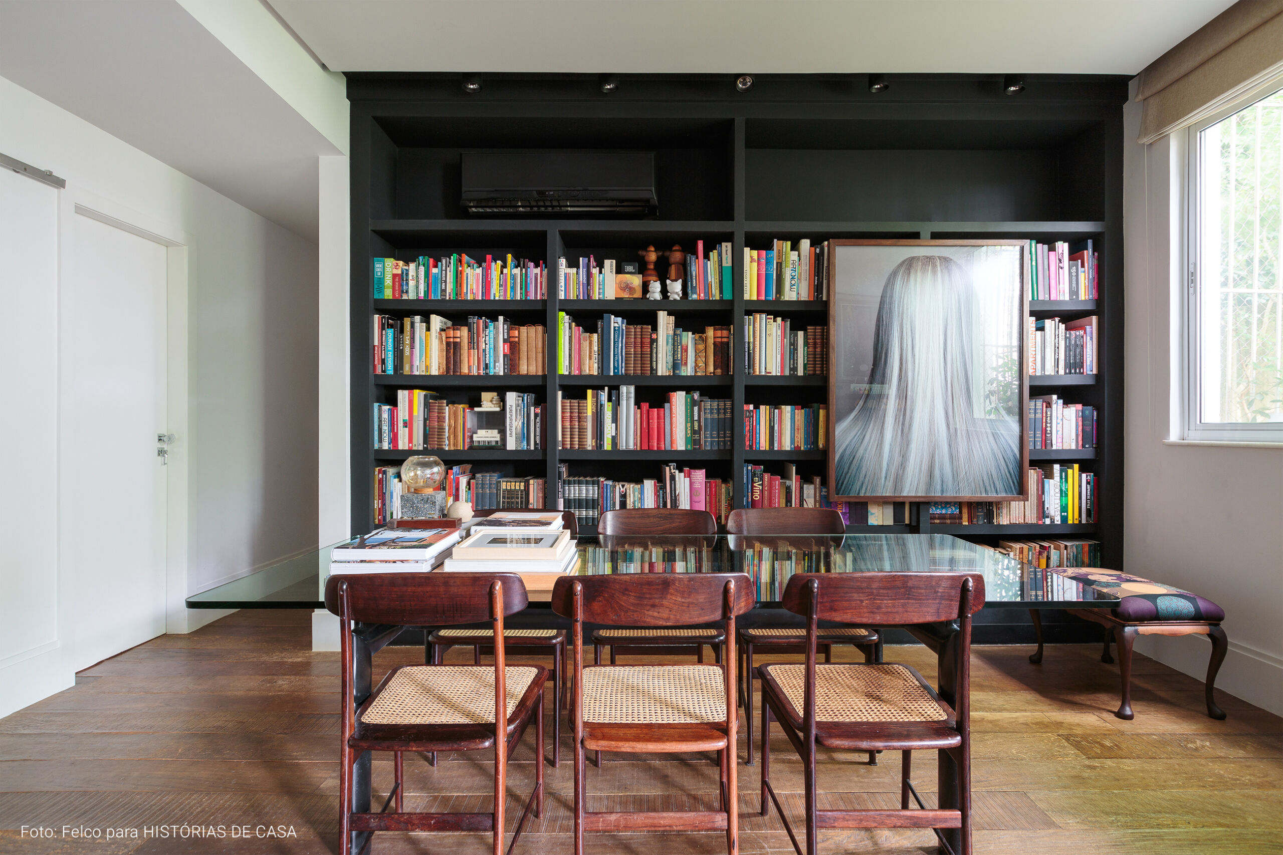 Apartamento com decoração clean e minimalista no Rio de Janeiro