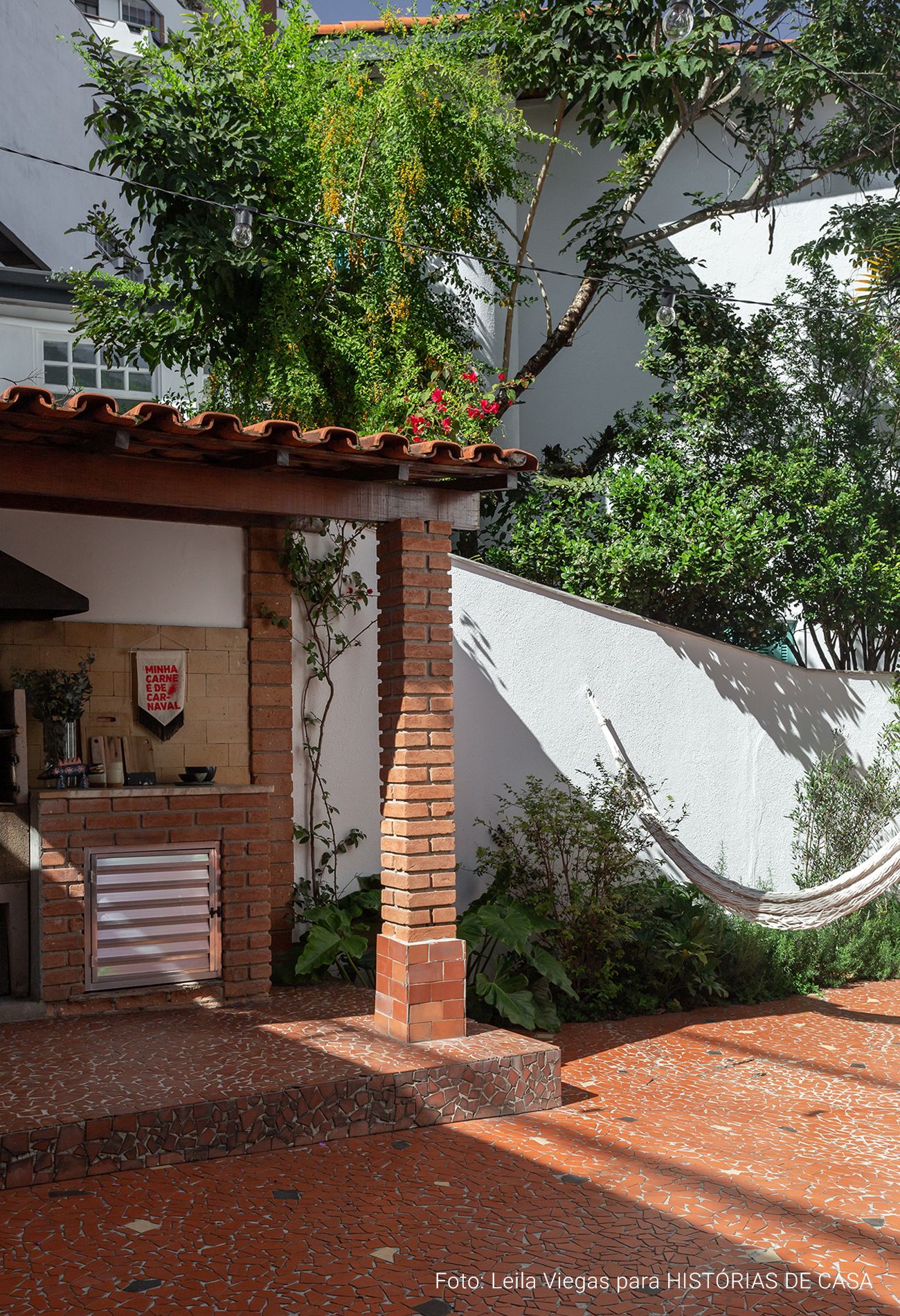 Casa antiga e alugada com decoração inspiradora no Histórias de Casa