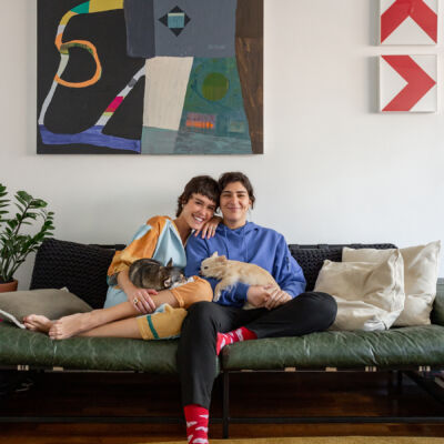 O apartamento colorido de Laura Miranda com a Raízs Orgânicos