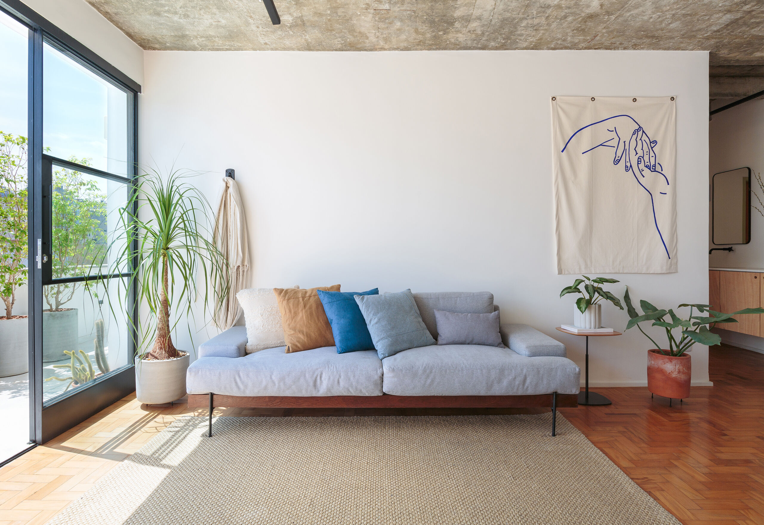 Casa verão cores frescas urbana leve varanda