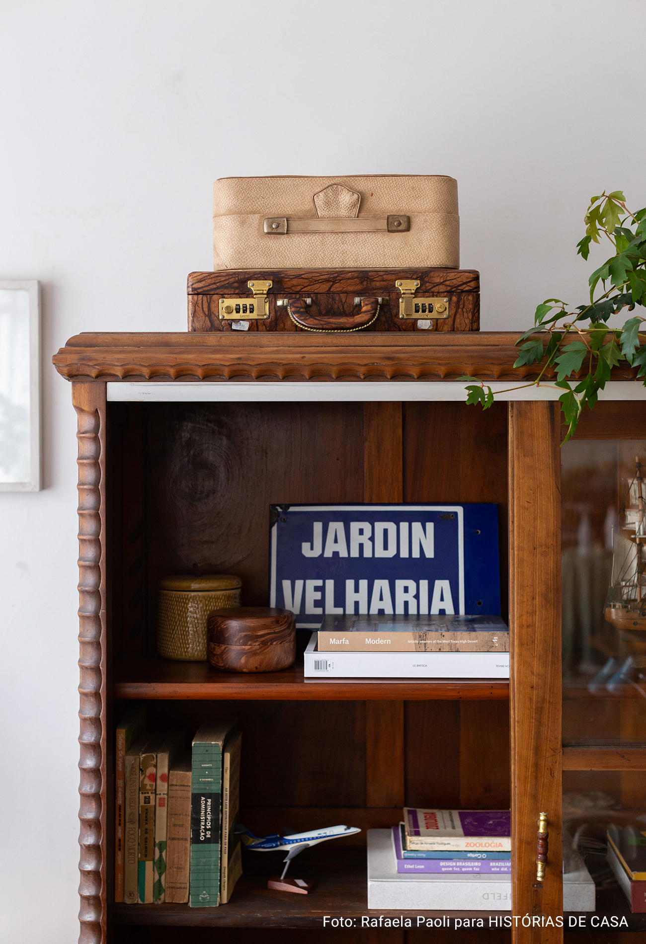 Jardin Velharia: garimpo on-line de móveis antigos