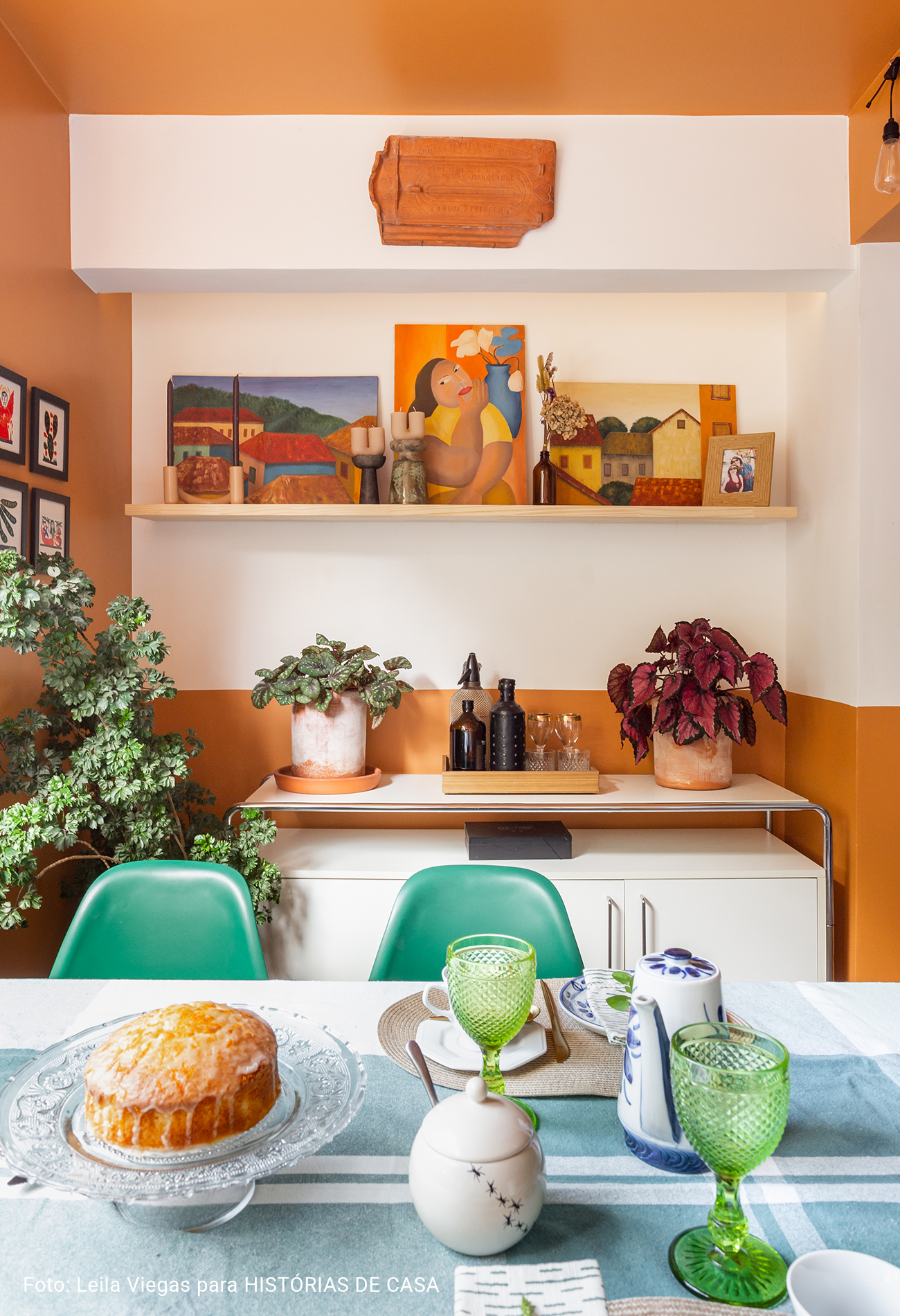 Antes e depois sala de jantar colorida com plantas, apartamento em São Paulo