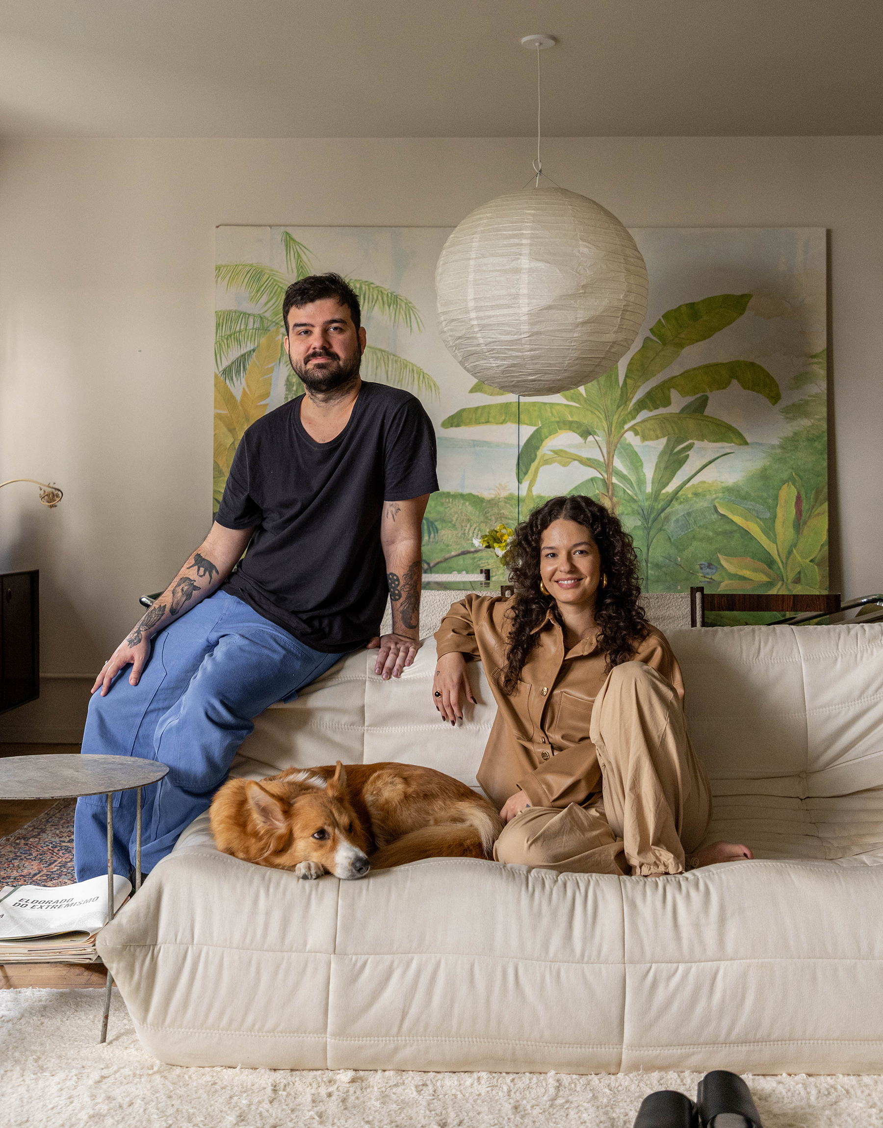 Apartamento reformado com muitos garimpos e decoração vintage