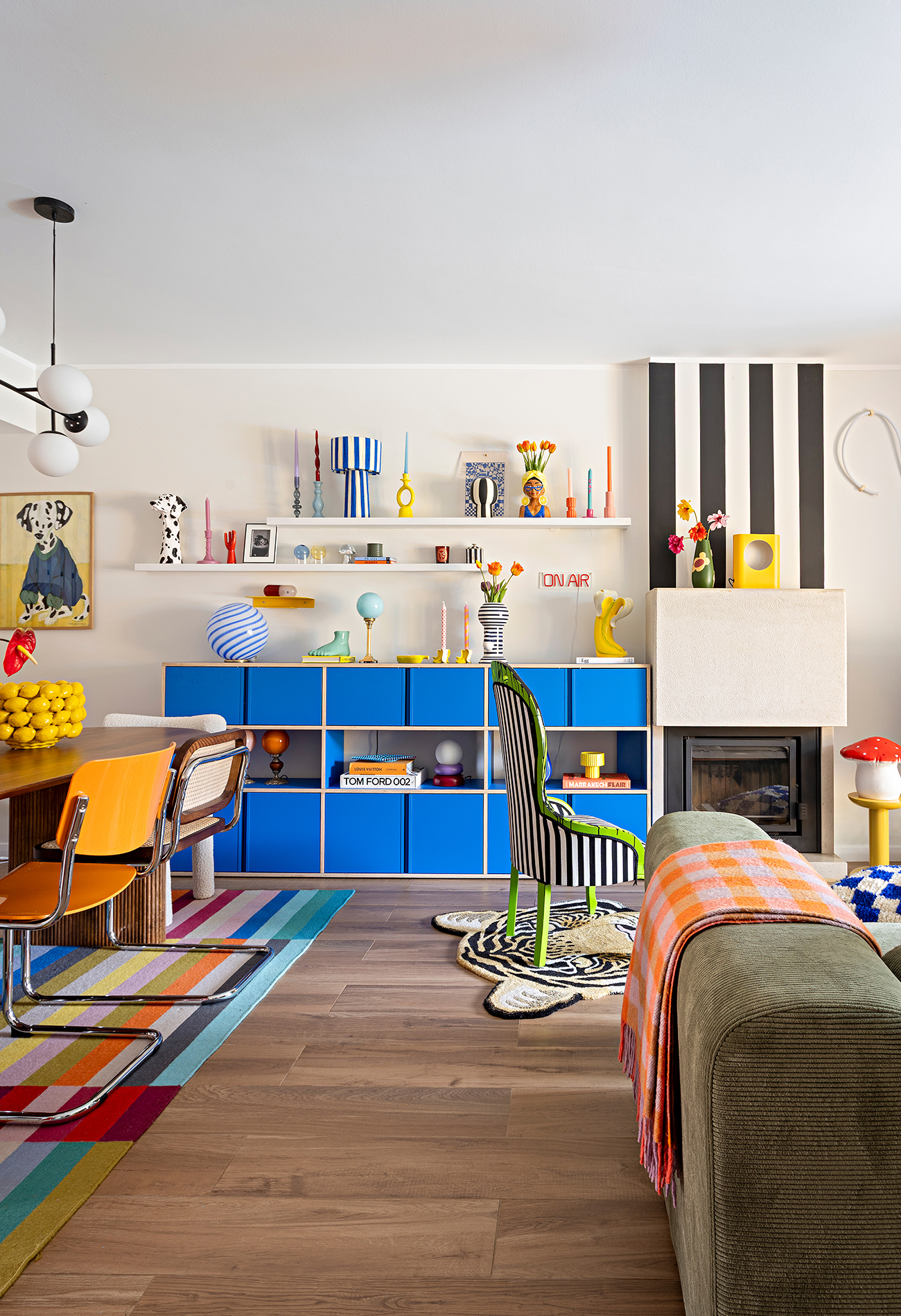 A casa mais colorida de Cascais - casa maximalista da influencer Carol Morais