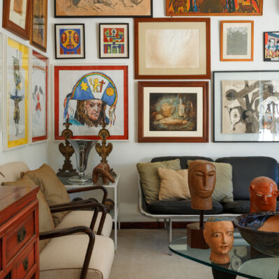 Carlos Augusto Lira - A vida entre obras de arte: a casa de Carlos Augusto Lira Conheça o lar de um dos arquitetos e colecionadores mais prestigiados de Pernambuco