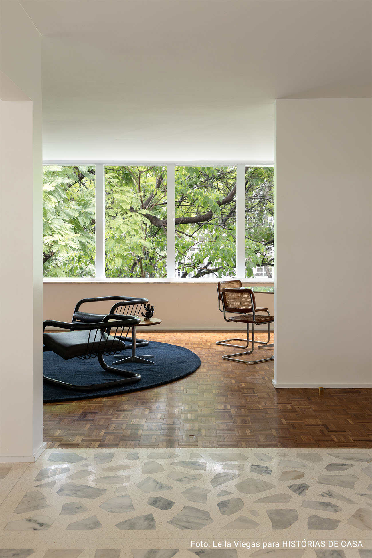 Um apê que celebra a essência modernista de Brasília