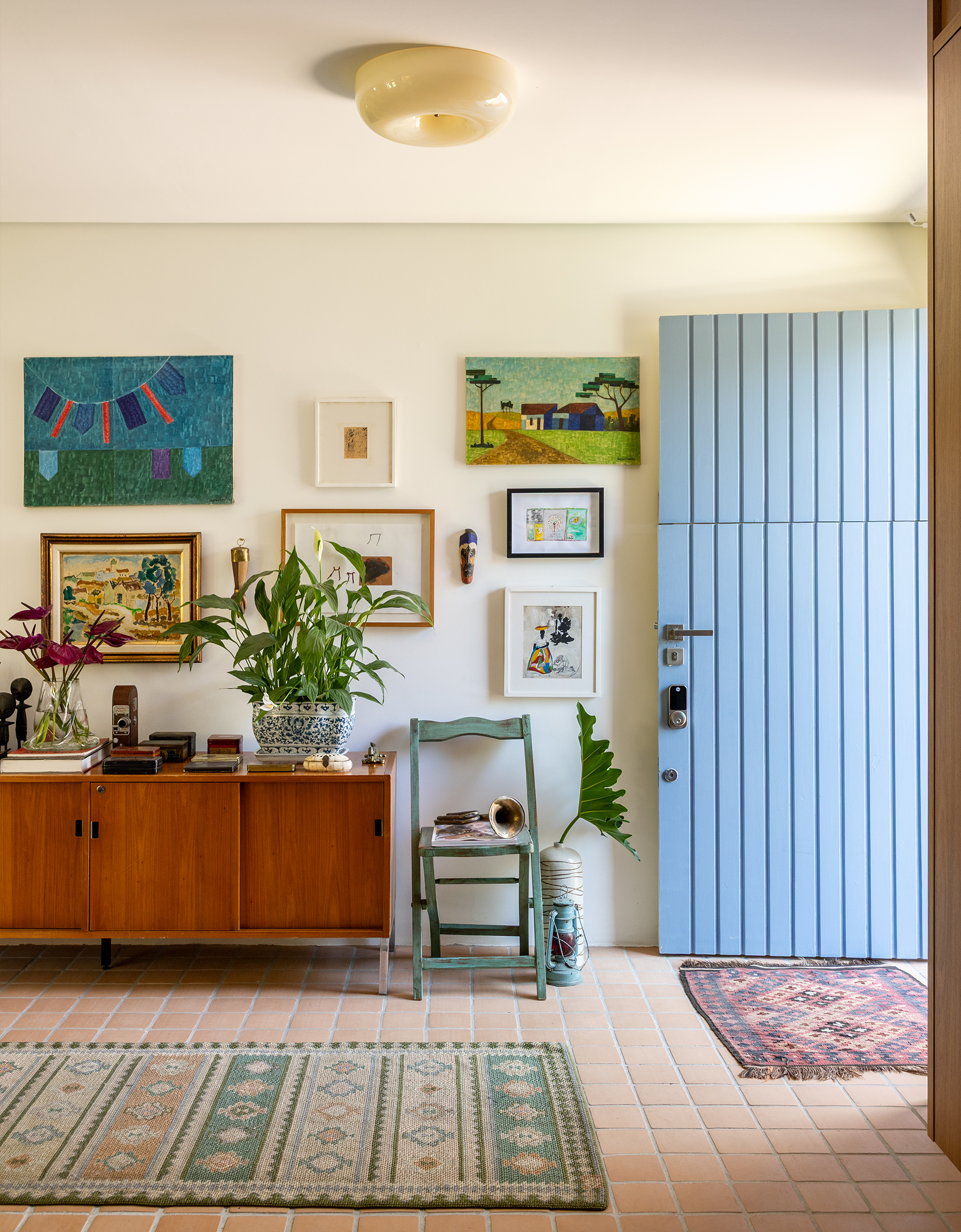 Uma casa apaixonante com garimpos e área verde