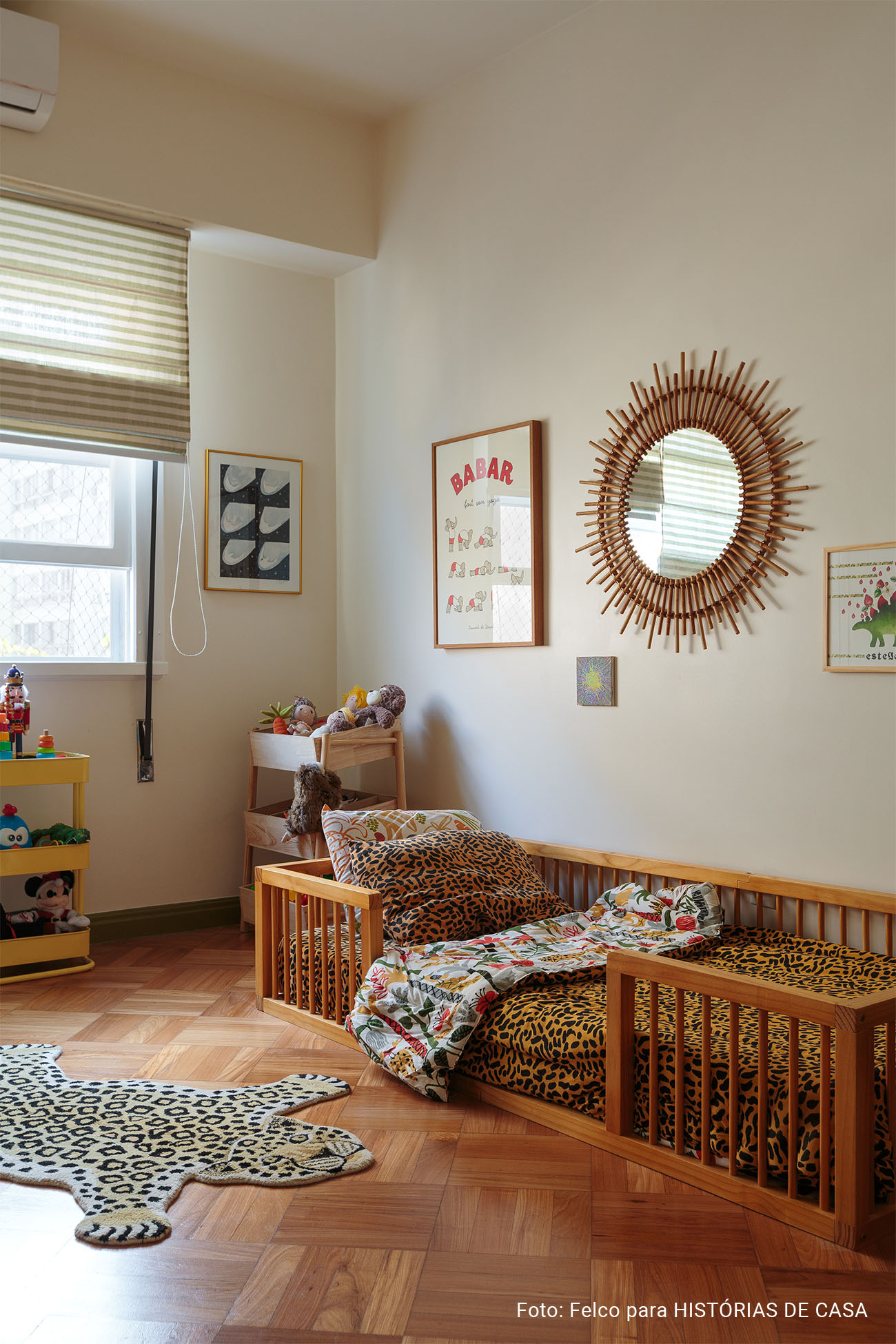 Alma carioca e o charme dos garimpos em um apê dos anos 50