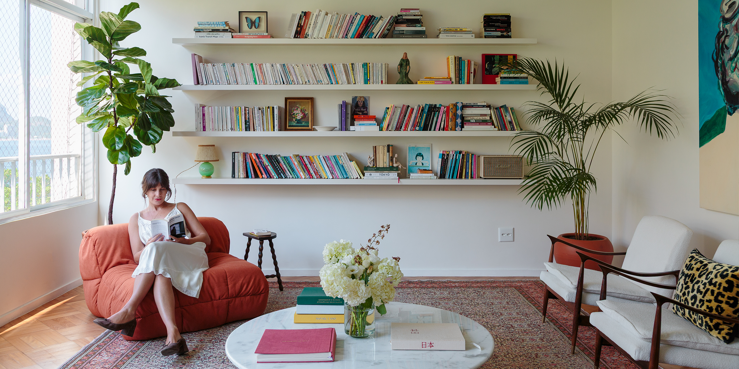 Apartamento vintage no Rio de Janeiro, a casa de Mari Wakim da Tapilogie