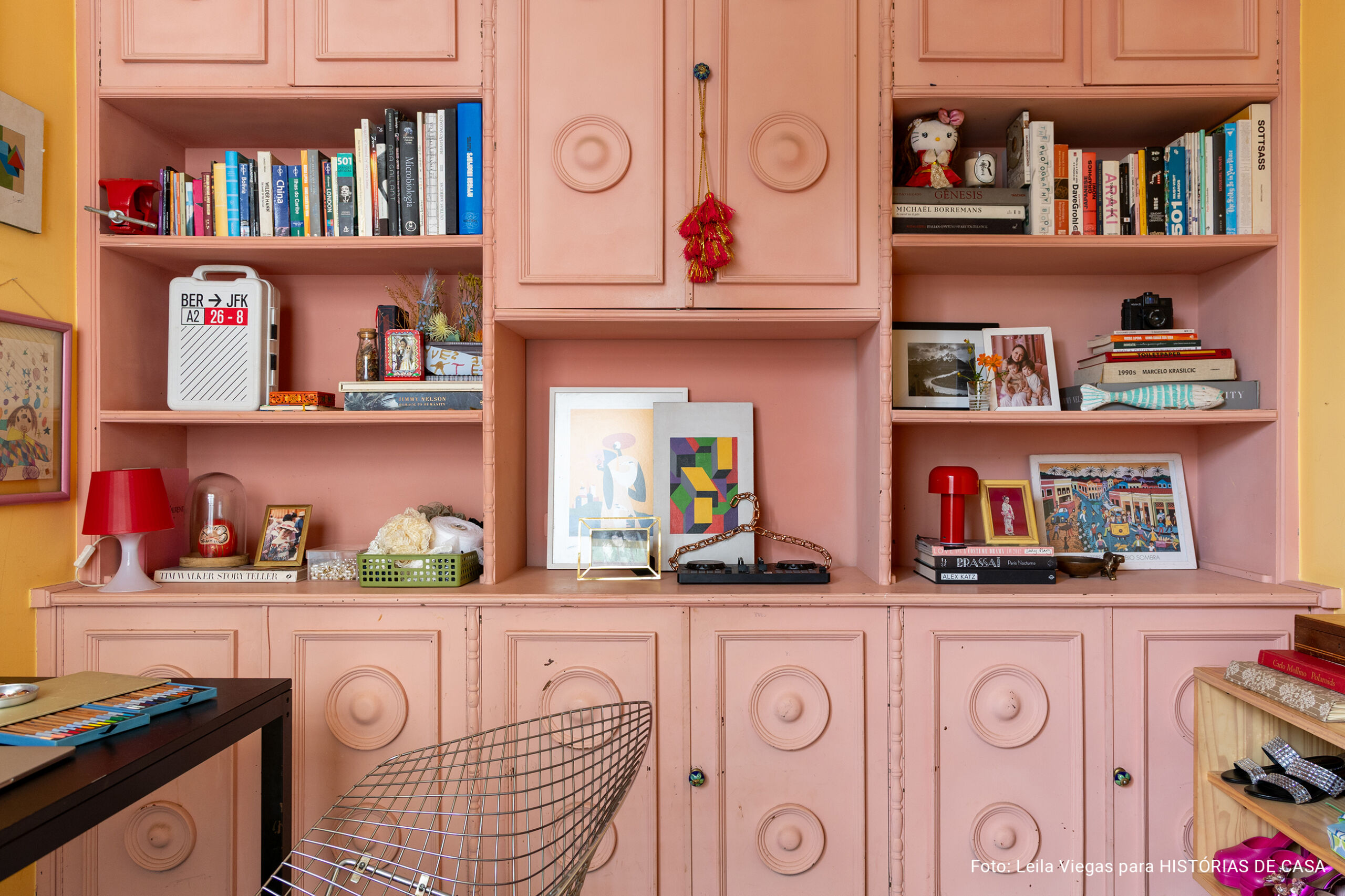 Apartamento cool de Thais Fujarra e Eik Sorgi em Londrina