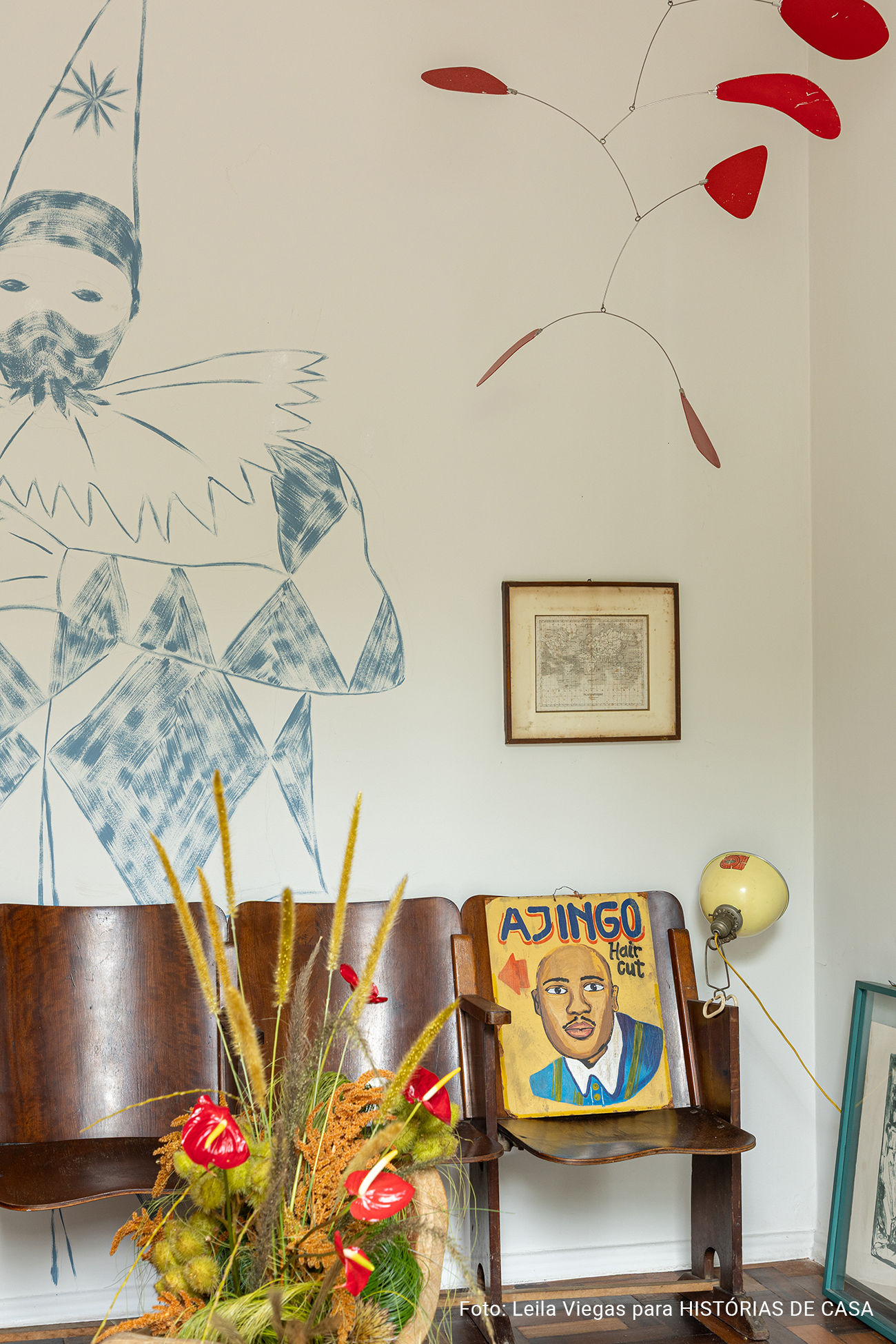 Apartamento com decoração vintage do Derek Mangabeira no Rio de Janeiro