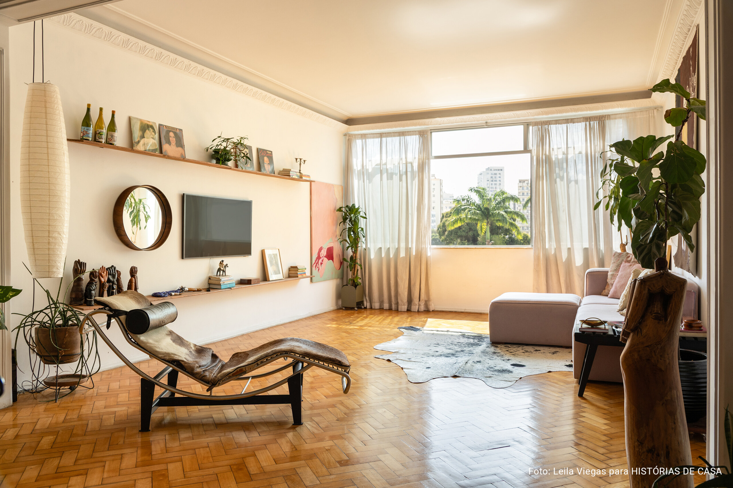 Apartamento da artista Lorena Moreira em Niterói no Histórias de Casa